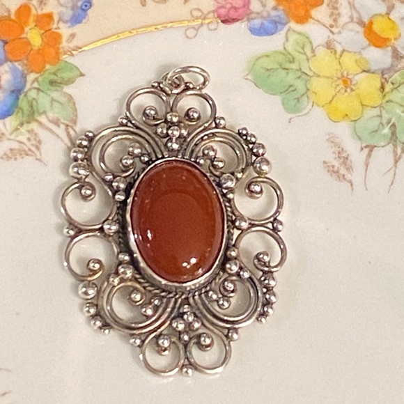 Vintage Mexico Sterling Silver Filigree Pendant with Carnelian Stone - Picture 2 of 11